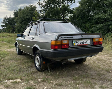 Сірий Ауді 80, об'ємом двигуна 1.8 л та пробігом 250 тис. км за 1800 $, фото 4 на Automoto.ua