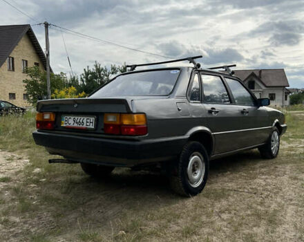 Сірий Ауді 80, об'ємом двигуна 1.8 л та пробігом 250 тис. км за 1800 $, фото 6 на Automoto.ua
