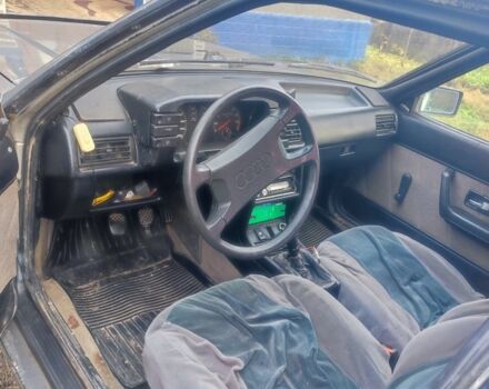 Серый Ауди 80, объемом двигателя 1.8 л и пробегом 300 тыс. км за 600 $, фото 3 на Automoto.ua