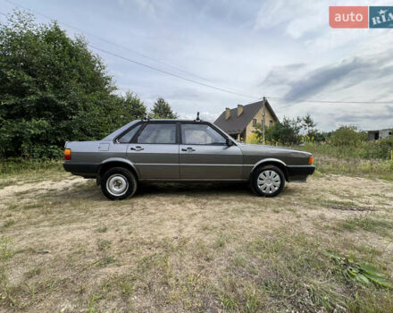Сірий Ауді 80, об'ємом двигуна 1.8 л та пробігом 250 тис. км за 1800 $, фото 7 на Automoto.ua