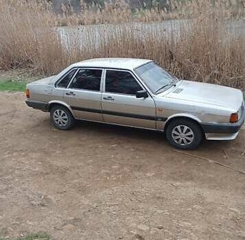 Сірий Ауді 80, об'ємом двигуна 1.3 л та пробігом 270 тис. км за 754 $, фото 2 на Automoto.ua