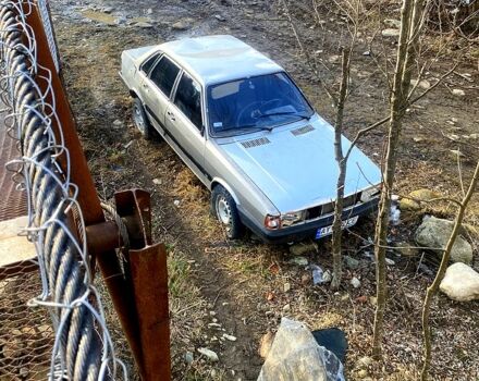 Серый Ауди 80, объемом двигателя 16 л и пробегом 450 тыс. км за 400 $, фото 1 на Automoto.ua