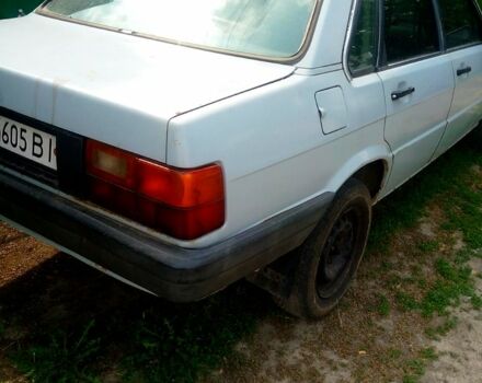 Серый Ауди 80, объемом двигателя 1.8 л и пробегом 0 тыс. км за 550 $, фото 2 на Automoto.ua