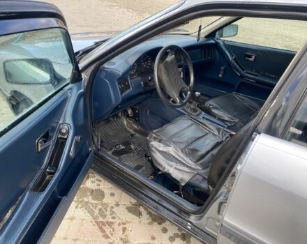 Сірий Ауді 80, об'ємом двигуна 1.8 л та пробігом 280 тис. км за 1299 $, фото 6 на Automoto.ua