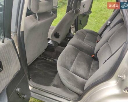 Серый Ауди 80, объемом двигателя 1.8 л и пробегом 309 тыс. км за 2000 $, фото 9 на Automoto.ua