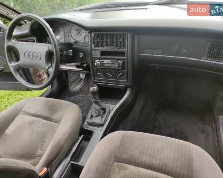 Серый Ауди 80, объемом двигателя 1.8 л и пробегом 309 тыс. км за 2000 $, фото 6 на Automoto.ua