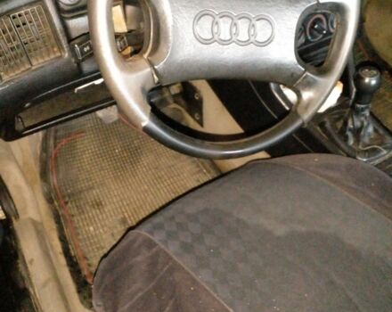 Серый Ауди 80, объемом двигателя 1.6 л и пробегом 1 тыс. км за 2000 $, фото 4 на Automoto.ua