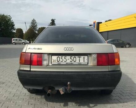 Серый Ауди 80, объемом двигателя 1.8 л и пробегом 348 тыс. км за 1600 $, фото 2 на Automoto.ua