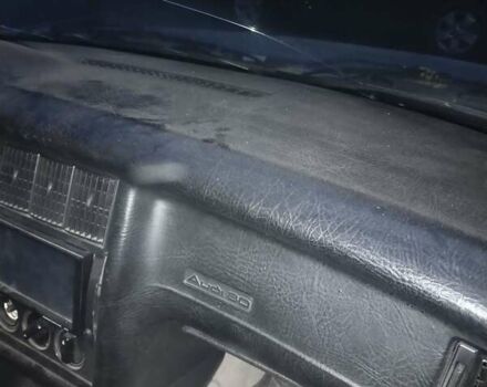 Серый Ауди 80, объемом двигателя 1.8 л и пробегом 420 тыс. км за 1100 $, фото 12 на Automoto.ua