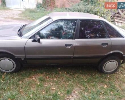 Серый Ауди 80, объемом двигателя 1.8 л и пробегом 200 тыс. км за 1600 $, фото 6 на Automoto.ua