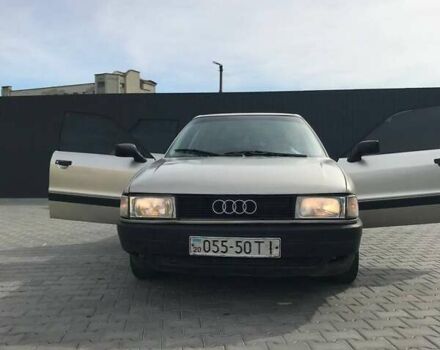 Серый Ауди 80, объемом двигателя 1.8 л и пробегом 348 тыс. км за 1600 $, фото 6 на Automoto.ua