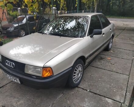Серый Ауди 80, объемом двигателя 1.8 л и пробегом 3 тыс. км за 1400 $, фото 5 на Automoto.ua