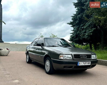 Серый Ауди 80, объемом двигателя 1.8 л и пробегом 200 тыс. км за 3200 $, фото 5 на Automoto.ua