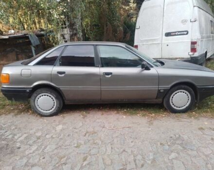 Серый Ауди 80, объемом двигателя 1.8 л и пробегом 200 тыс. км за 1600 $, фото 4 на Automoto.ua