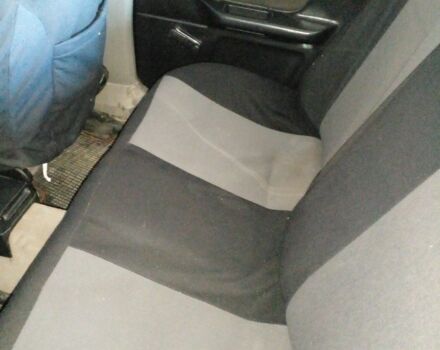 Серый Ауди 80, объемом двигателя 1.6 л и пробегом 1 тыс. км за 2000 $, фото 5 на Automoto.ua