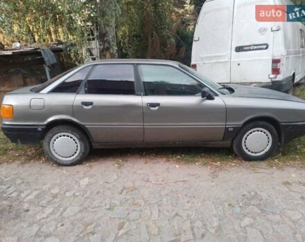 Серый Ауди 80, объемом двигателя 1.8 л и пробегом 200 тыс. км за 1600 $, фото 3 на Automoto.ua