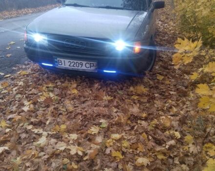 Ауди 80 1987 в Новоукраинке на Automoto.ua Серый Ауди 80, объемом двигателя 1.8 л и пробегом 300 тыс. км за 1188 $, фото 2 на Automoto.ua