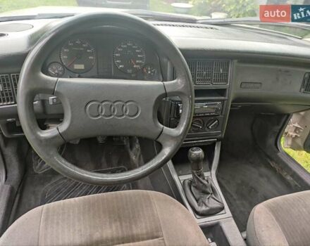 Серый Ауди 80, объемом двигателя 1.8 л и пробегом 309 тыс. км за 2000 $, фото 5 на Automoto.ua