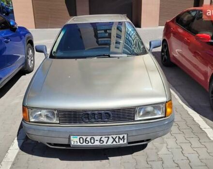 Серый Ауди 80, объемом двигателя 1.8 л и пробегом 340 тыс. км за 1800 $, фото 1 на Automoto.ua