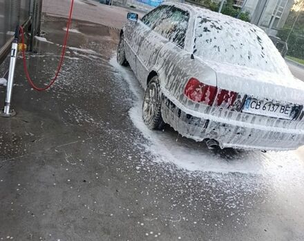 Серый Ауди 80, объемом двигателя 1.8 л и пробегом 300 тыс. км за 2200 $, фото 4 на Automoto.ua