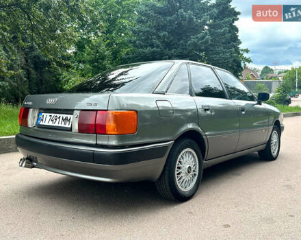 Серый Ауди 80, объемом двигателя 1.8 л и пробегом 200 тыс. км за 3200 $, фото 9 на Automoto.ua