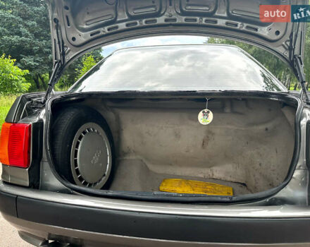 Серый Ауди 80, объемом двигателя 1.8 л и пробегом 200 тыс. км за 3200 $, фото 20 на Automoto.ua