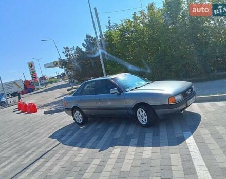 Серый Ауди 80, объемом двигателя 1.8 л и пробегом 260 тыс. км за 1500 $, фото 1 на Automoto.ua