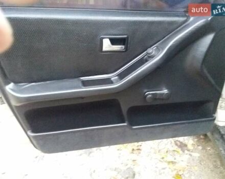 Серый Ауди 80, объемом двигателя 1.8 л и пробегом 250 тыс. км за 1300 $, фото 2 на Automoto.ua