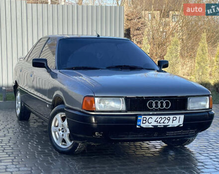 Серый Ауди 80, объемом двигателя 1.8 л и пробегом 285 тыс. км за 1390 $, фото 1 на Automoto.ua
