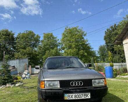 Серый Ауди 80, объемом двигателя 1.8 л и пробегом 474 тыс. км за 1800 $, фото 3 на Automoto.ua