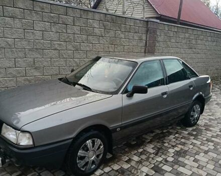 Серый Ауди 80, объемом двигателя 1.8 л и пробегом 442 тыс. км за 2500 $, фото 1 на Automoto.ua