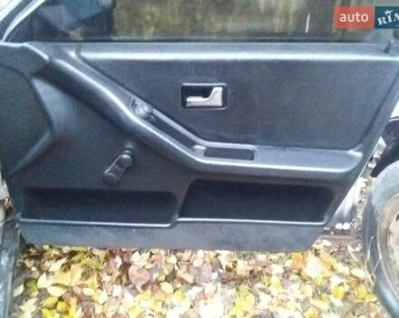 Серый Ауди 80, объемом двигателя 1.8 л и пробегом 250 тыс. км за 1300 $, фото 9 на Automoto.ua