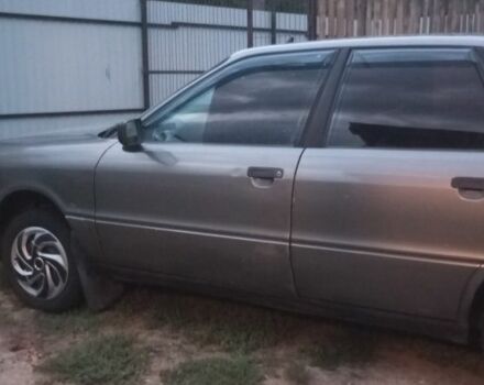 Серый Ауди 80, объемом двигателя 1.6 л и пробегом 1 тыс. км за 1325 $, фото 6 на Automoto.ua