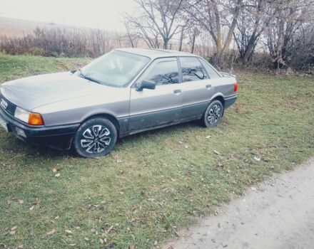 Серый Ауди 80, объемом двигателя 1.8 л и пробегом 300 тыс. км за 1500 $, фото 4 на Automoto.ua