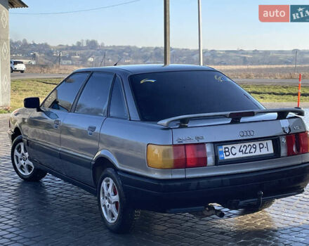 Серый Ауди 80, объемом двигателя 1.8 л и пробегом 285 тыс. км за 1390 $, фото 7 на Automoto.ua
