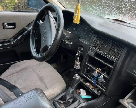 Серый Ауди 80, объемом двигателя 1.8 л и пробегом 700 тыс. км за 650 $, фото 1 на Automoto.ua