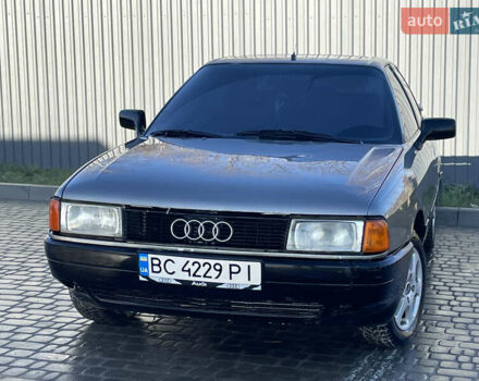 Серый Ауди 80, объемом двигателя 1.8 л и пробегом 285 тыс. км за 1390 $, фото 3 на Automoto.ua