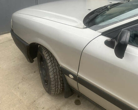 Серый Ауди 80, объемом двигателя 1.8 л и пробегом 400 тыс. км за 1500 $, фото 3 на Automoto.ua