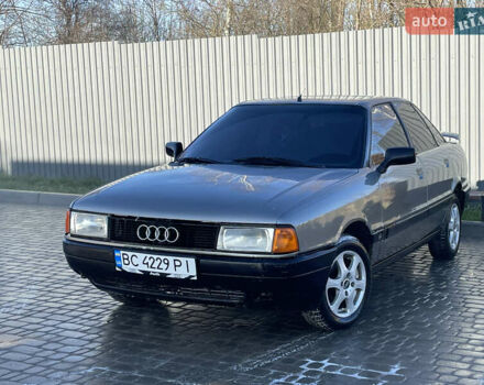 Серый Ауди 80, объемом двигателя 1.8 л и пробегом 285 тыс. км за 1390 $, фото 5 на Automoto.ua