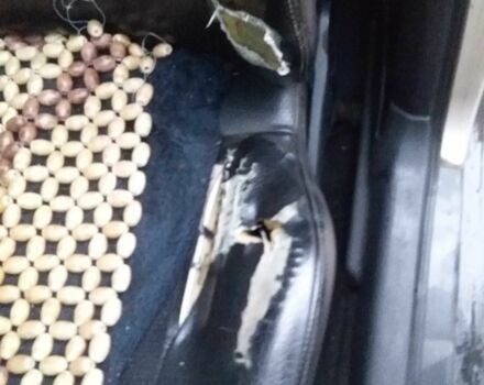 Сірий Ауді 80, об'ємом двигуна 1.8 л та пробігом 250 тис. км за 1300 $, фото 6 на Automoto.ua