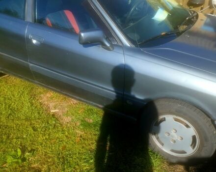 Серый Ауди 80, объемом двигателя 1.8 л и пробегом 300 тыс. км за 1600 $, фото 1 на Automoto.ua