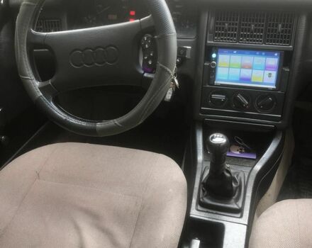 Серый Ауди 80, объемом двигателя 1.8 л и пробегом 332 тыс. км за 1500 $, фото 6 на Automoto.ua