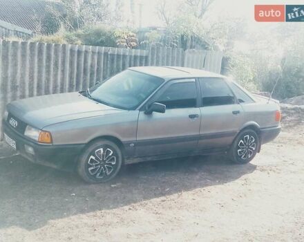 Серый Ауди 80, объемом двигателя 1.8 л и пробегом 300 тыс. км за 1500 $, фото 5 на Automoto.ua