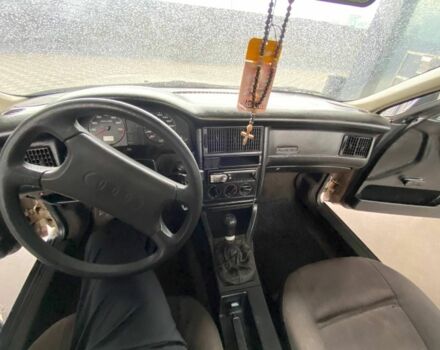 Сірий Ауді 80, об'ємом двигуна 1.8 л та пробігом 250 тис. км за 1300 $, фото 3 на Automoto.ua