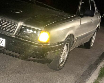 Сірий Ауді 80, об'ємом двигуна 1.8 л та пробігом 0 тис. км за 1300 $, фото 3 на Automoto.ua