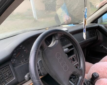 Серый Ауди 80, объемом двигателя 1.8 л и пробегом 263 тыс. км за 1000 $, фото 4 на Automoto.ua