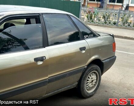 Сірий Ауді 80, об'ємом двигуна 1.8 л та пробігом 0 тис. км за 1300 $, фото 4 на Automoto.ua