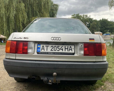 Серый Ауди 80, объемом двигателя 1.6 л и пробегом 485 тыс. км за 2350 $, фото 4 на Automoto.ua