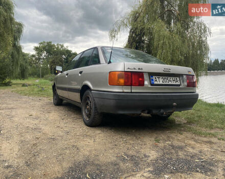Серый Ауди 80, объемом двигателя 1.6 л и пробегом 485 тыс. км за 2350 $, фото 5 на Automoto.ua
