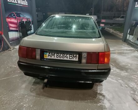 Серый Ауди 80, объемом двигателя 1.6 л и пробегом 250 тыс. км за 1350 $, фото 2 на Automoto.ua